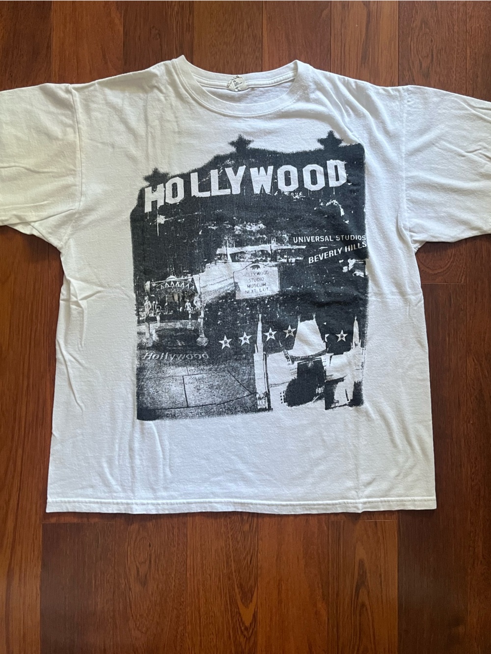 Graphic “Hollywood” Tee